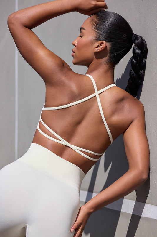 Movement -  Super Sculpt Seamless Open Back Sports Bra in Eggshell